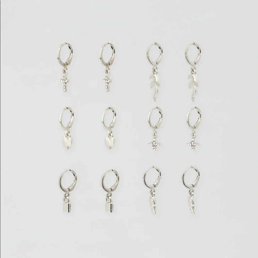 NWT. Pull & Bear Pack of Silver Earrings with Charms.